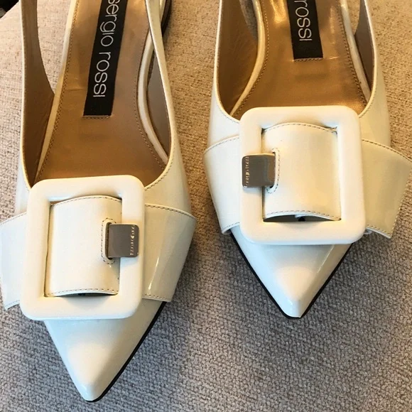Sergio Rossi White Pointed Slingback Flats with Buckle - Picture 8 of 9